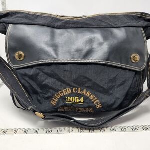 Rugged Classics Black Messenger Bag